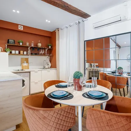 Apartment Renting - 9b Massena - Chic Escape In The Heart Of Comfort & Charm ! Nice